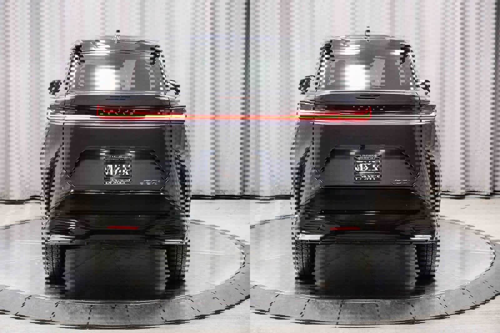 Used 2024 Lexus RZ 300e Premium image 3