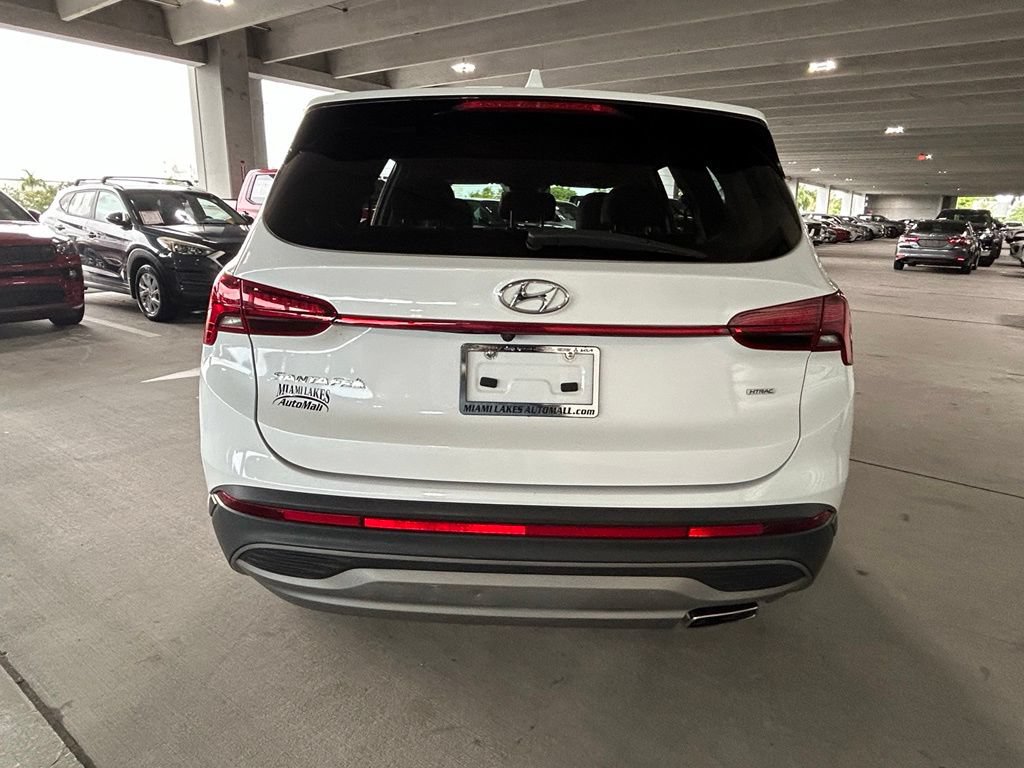 Used 2022 Hyundai Santa Fe SE AWD/4WD image 4