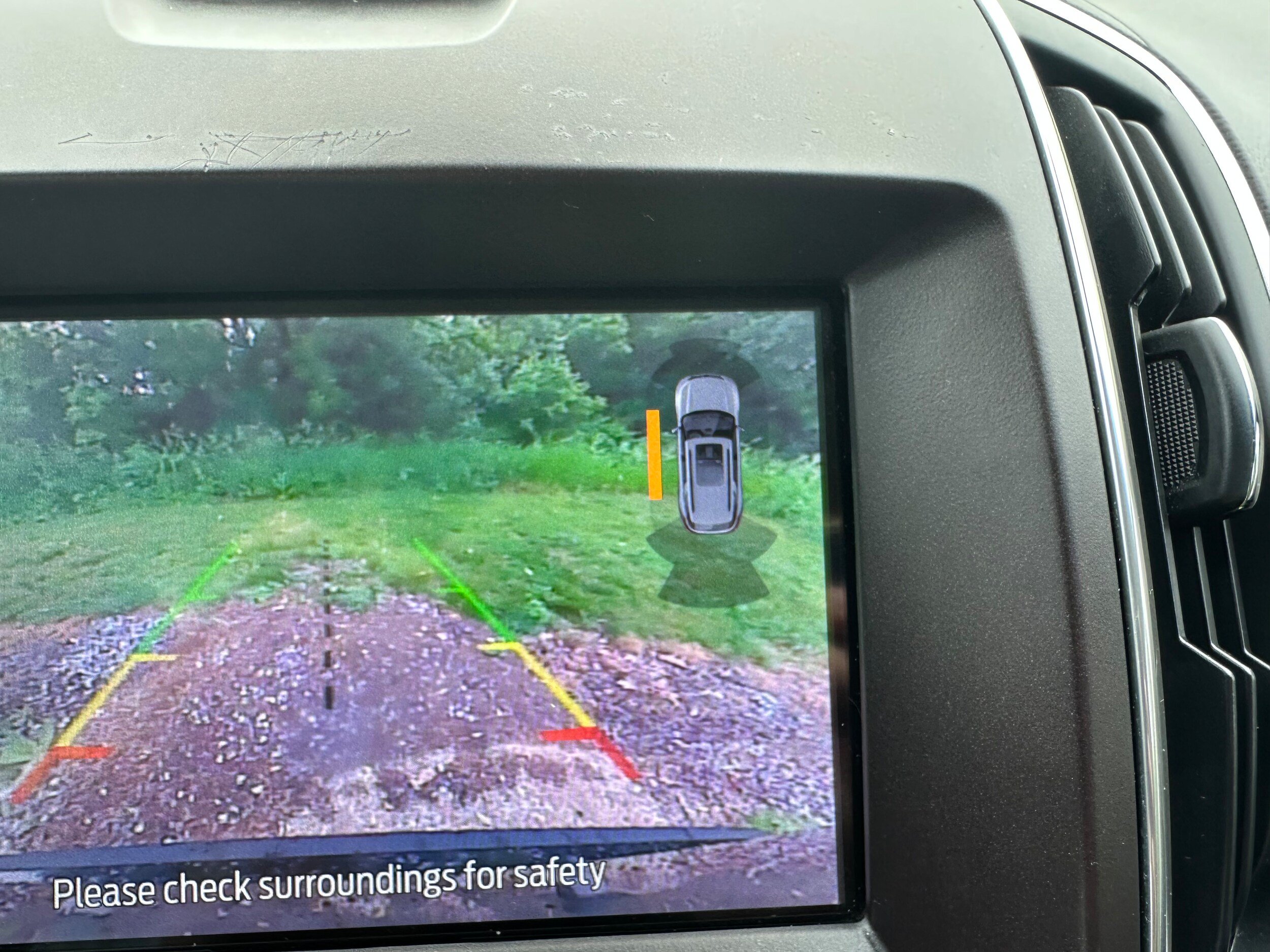 Used 2020 Ford Edge Titanium w/ Equipment Group 301A AWD/4WD image 40