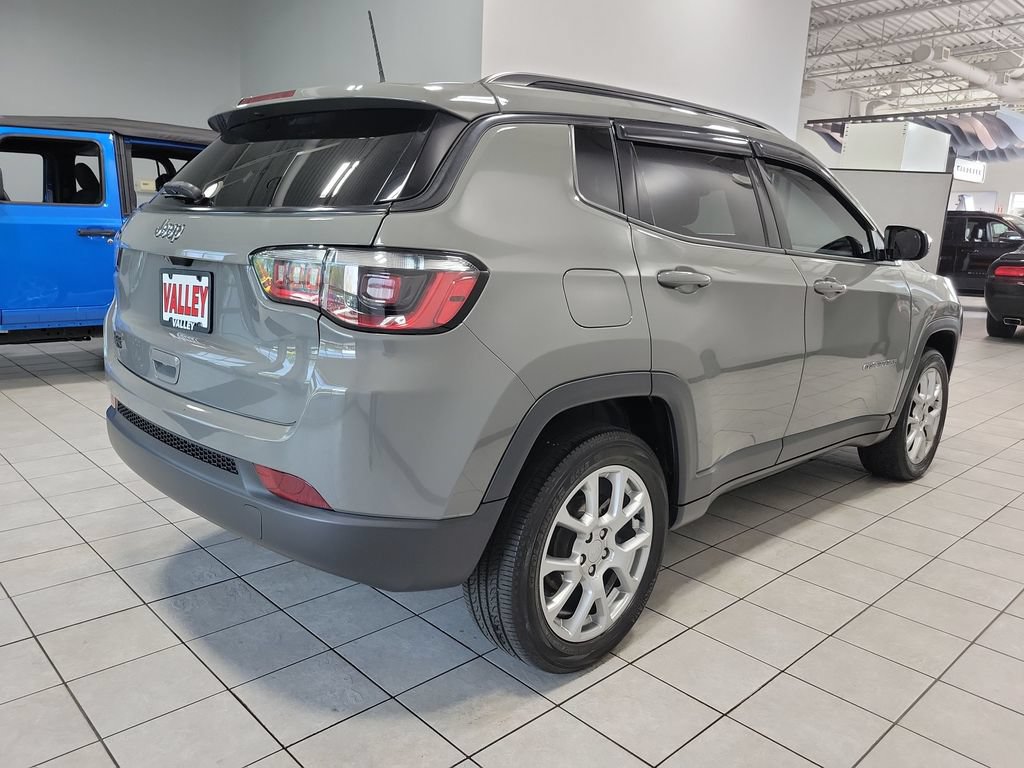 Certified 2023 Jeep Compass Latitude AWD/4WD image 9
