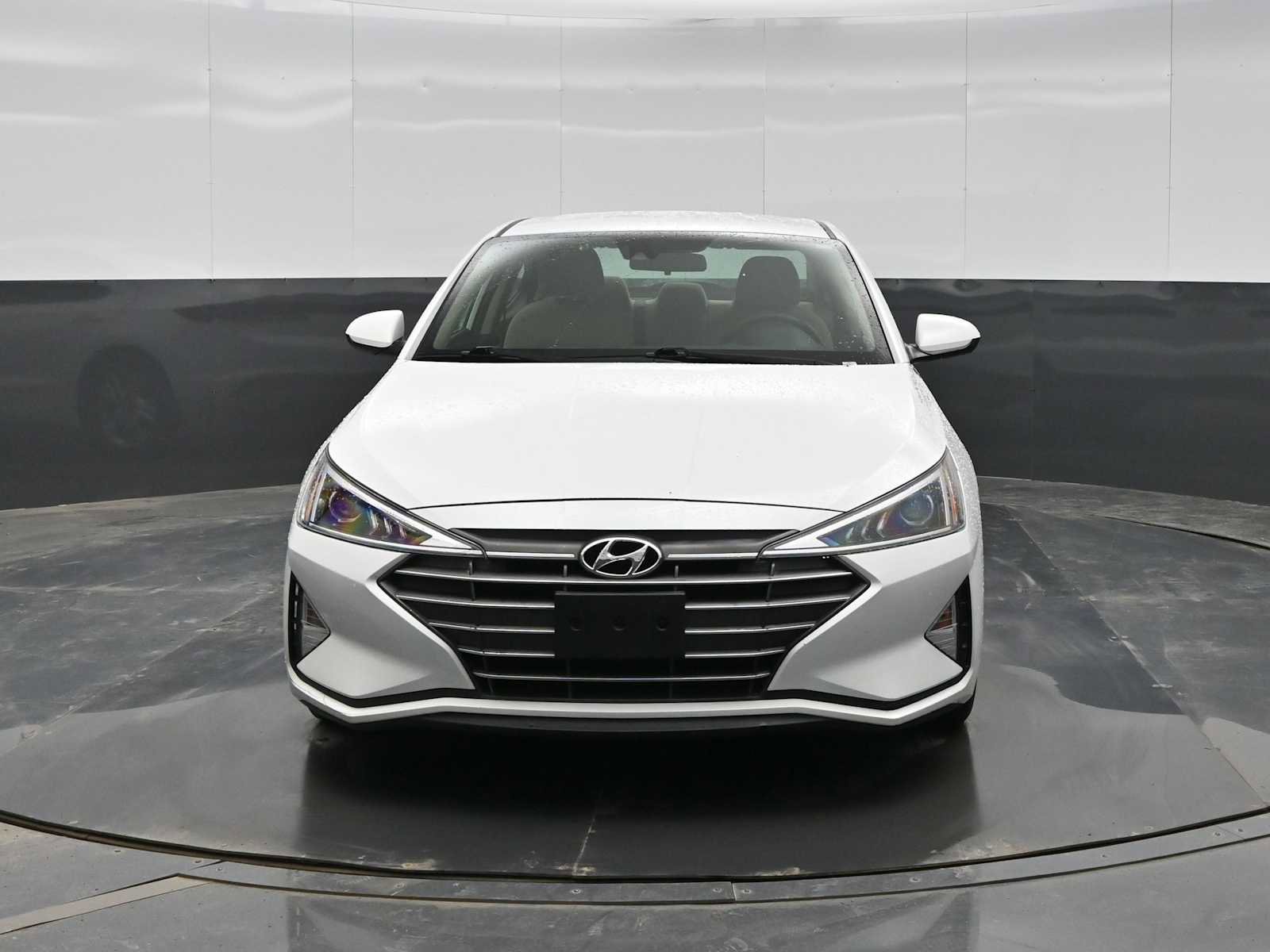 Used 2020 Hyundai Elantra SEL image 3