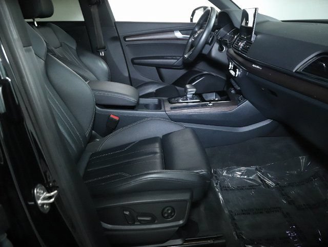 Used 2023 Audi Q5 2.0T Premium w/ Convenience Package AWD/4WD image 35