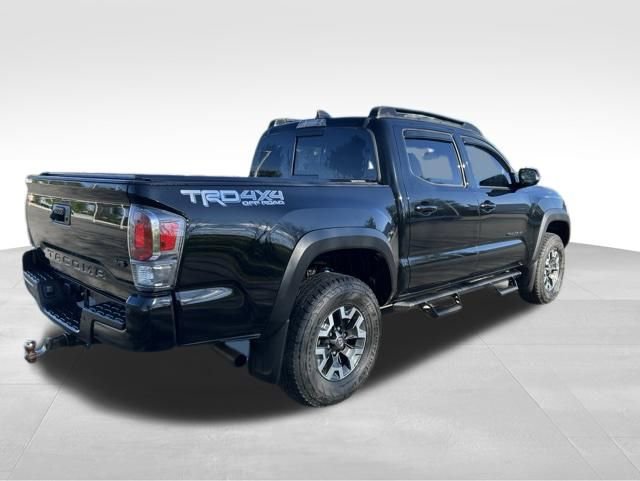 Used 2023 Toyota Tacoma TRD Off-Road w/ Technology Package AWD/4WD image 5