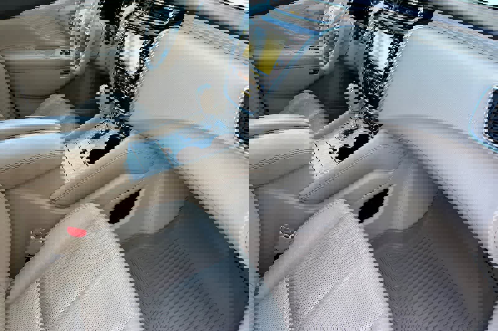 Used 2015 Nissan Murano Platinum w/ Platinum Technology Package image 17