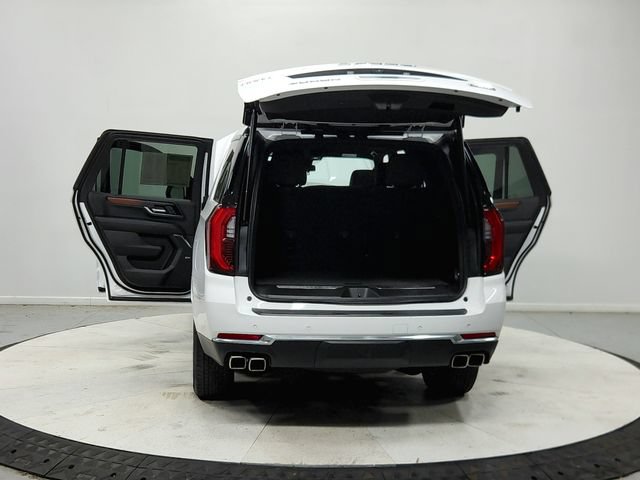 Used 2025 GMC Yukon Denali RWD image 15