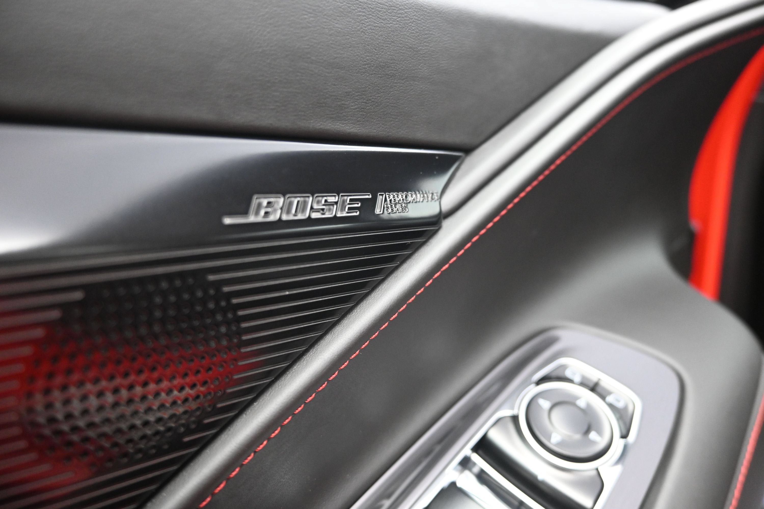 Used 2024 Chevrolet Corvette Stingray Premium Conv w/ Z51 Performance Package RWD image 11