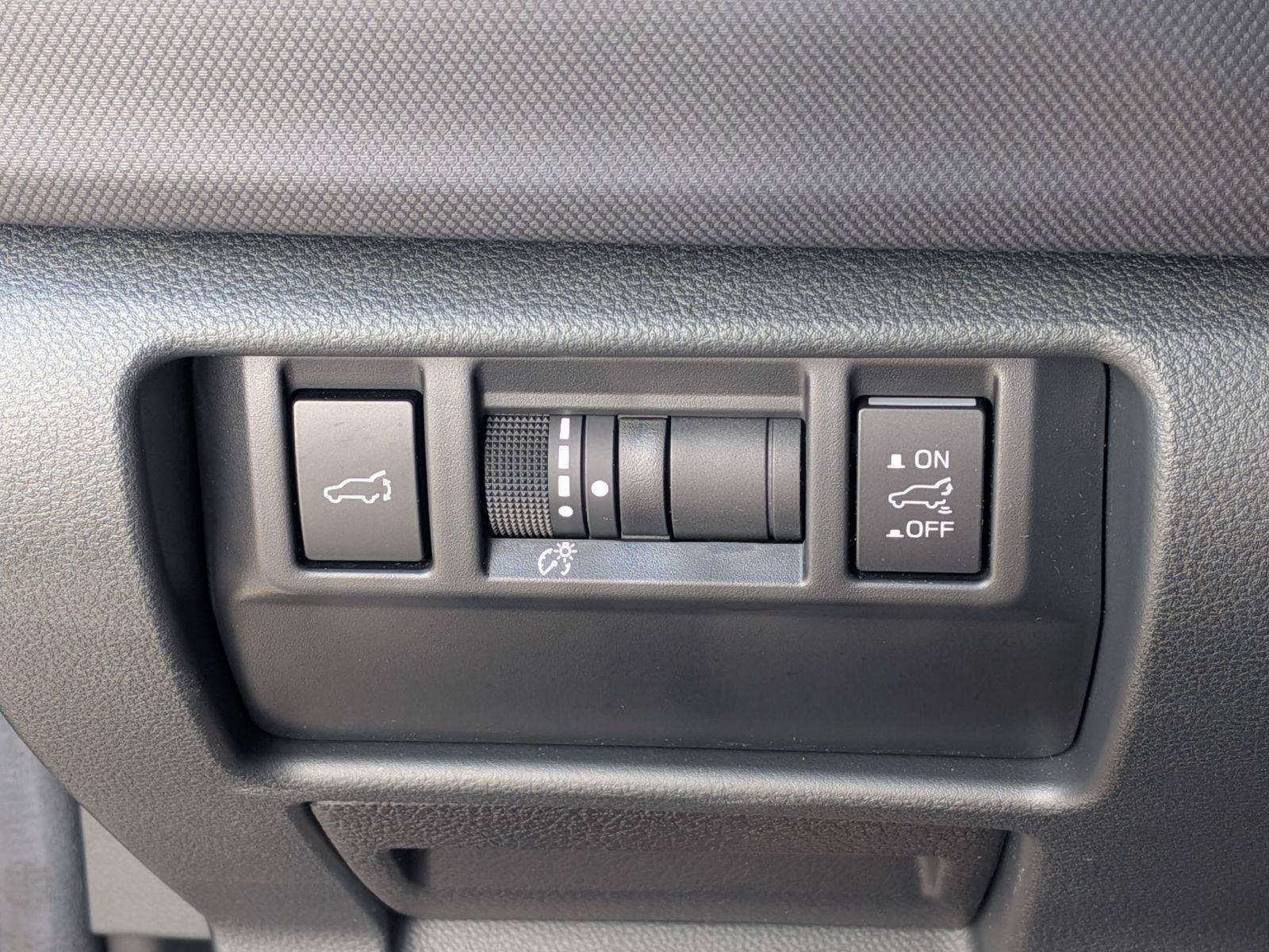 Used 2026 Subaru Forester Premium AWD/4WD image 24