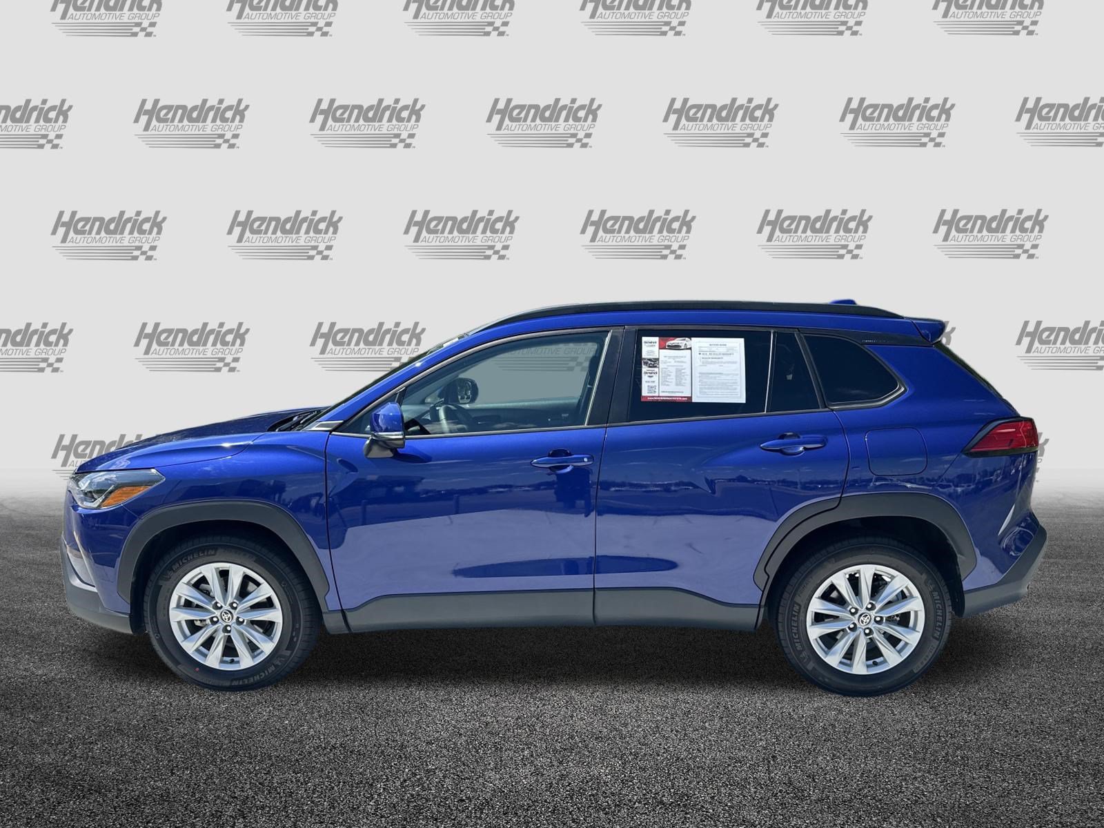 Certified 2023 Toyota Corolla Cross LE w/ Moonroof Package FWD image 7