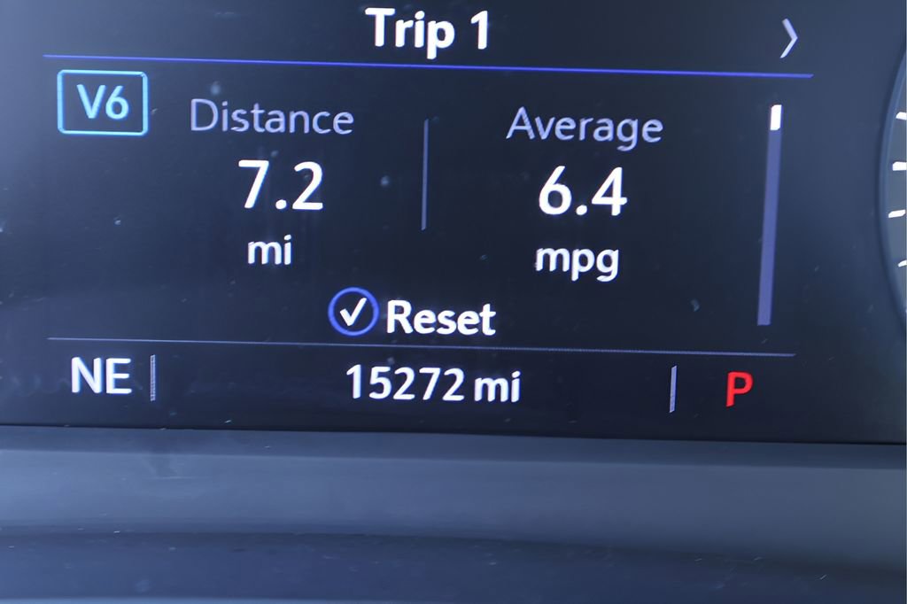 Used 2023 Cadillac XT6 Premium Luxury FWD image 22