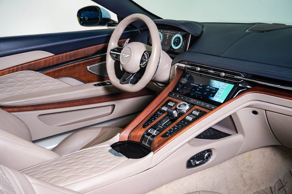 Used 2024 Aston Martin DB12 Convertible RWD image 18
