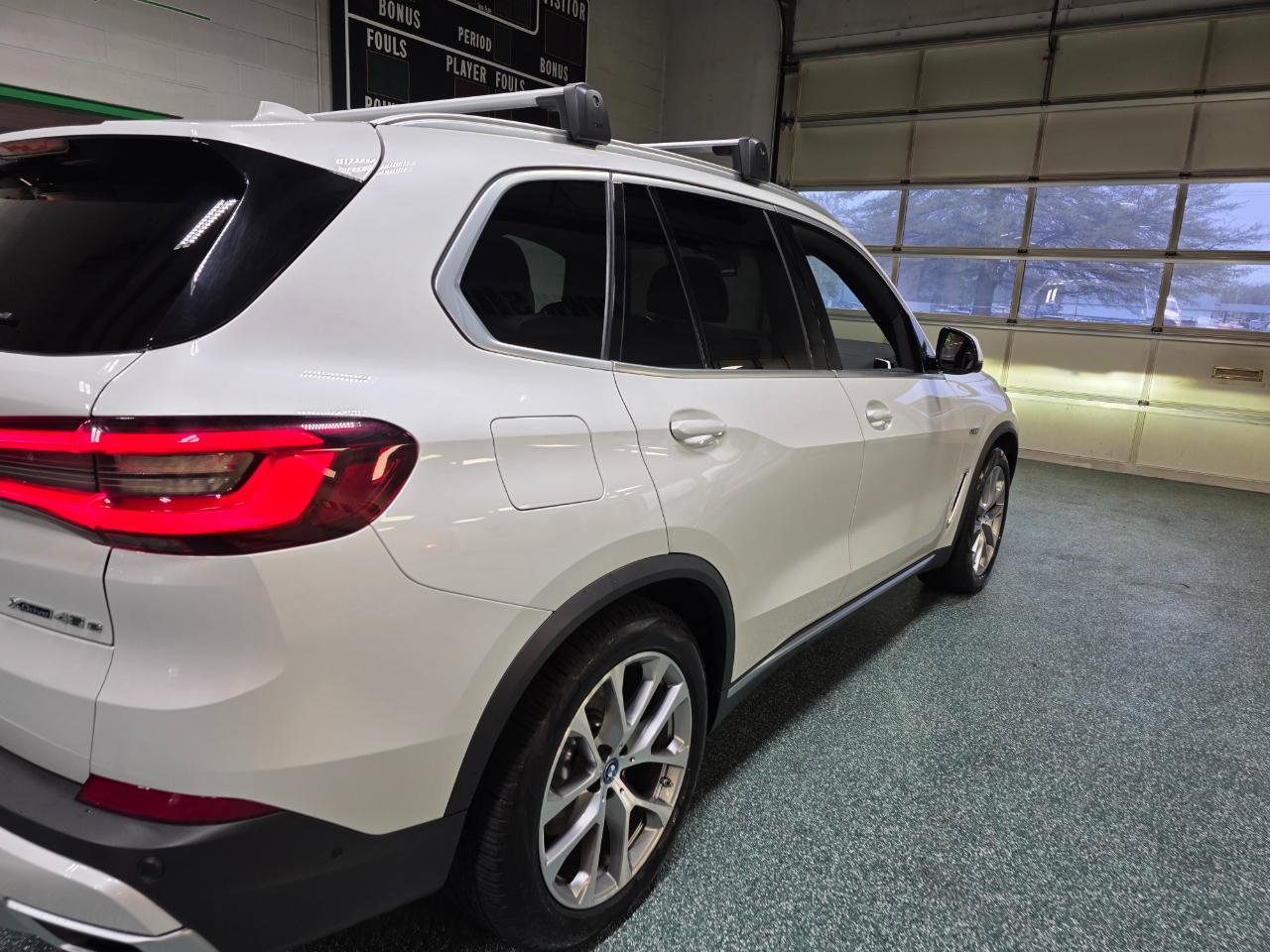 Used 2022 BMW X5 xDrive45e w/ Executive Package image 7