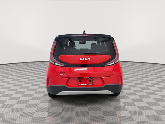 Used 2024 Kia Soul LX w/ Option Group 015 FWD image 9