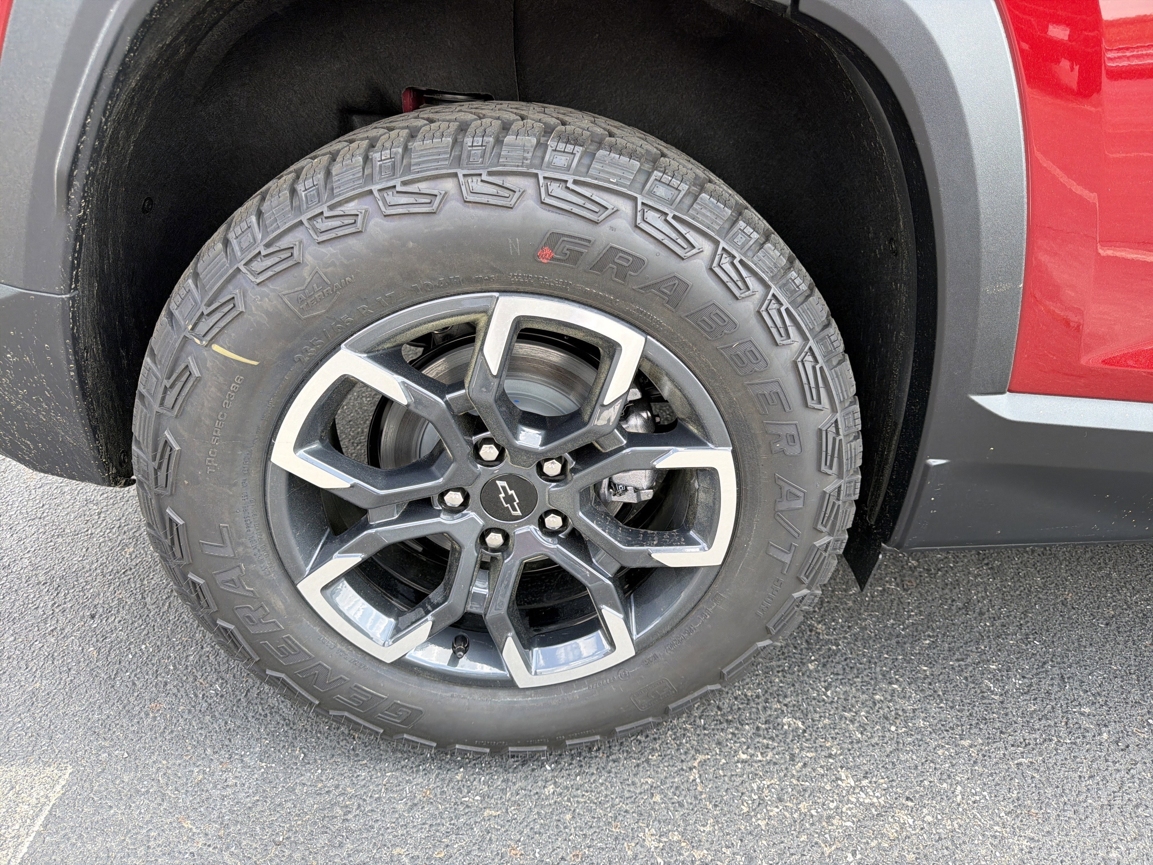 New 2026 Chevrolet Equinox ACTIV image 17