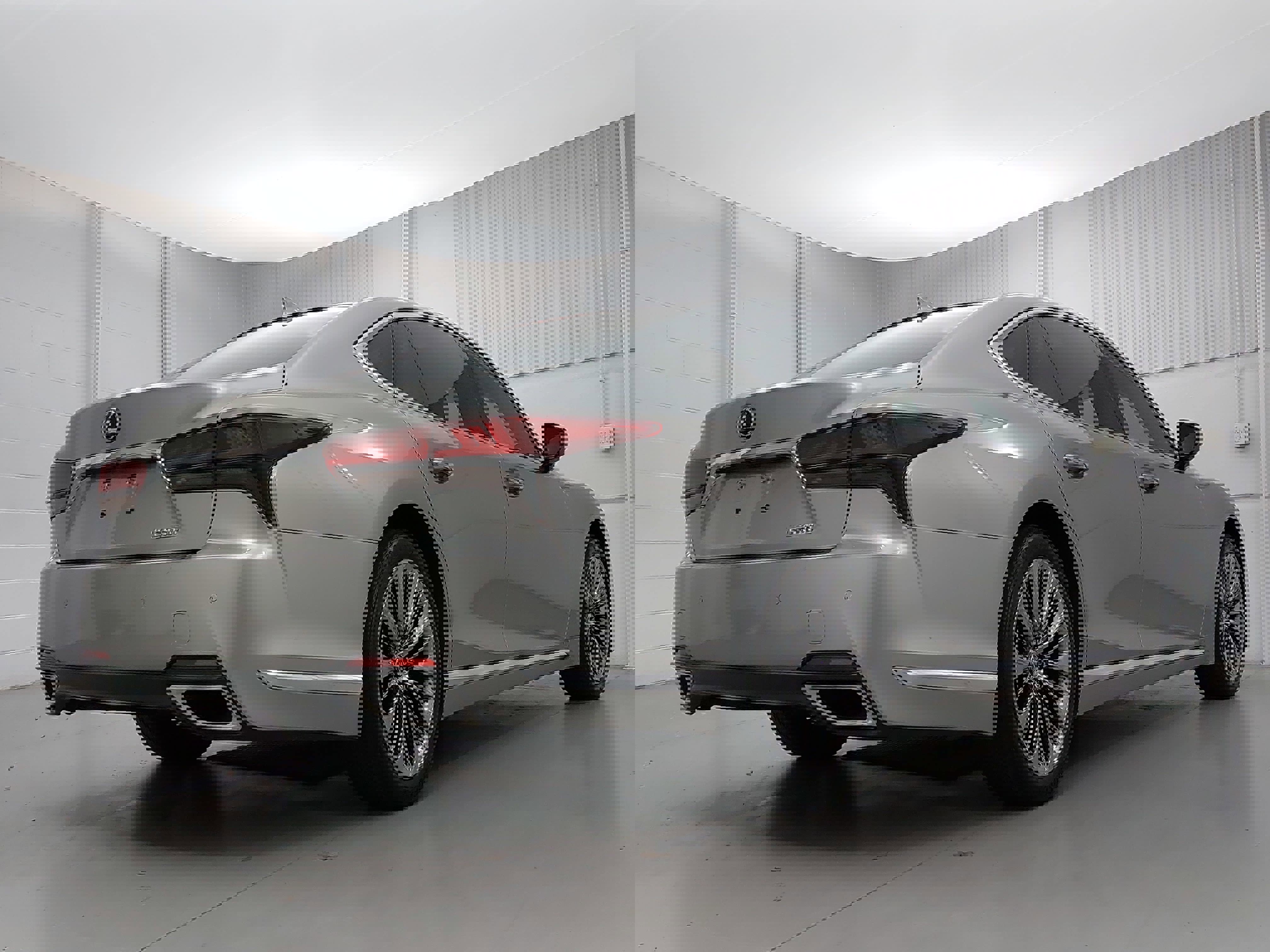 Used 2021 Lexus LS 500 w/ Accessory Package (Z2) image 7