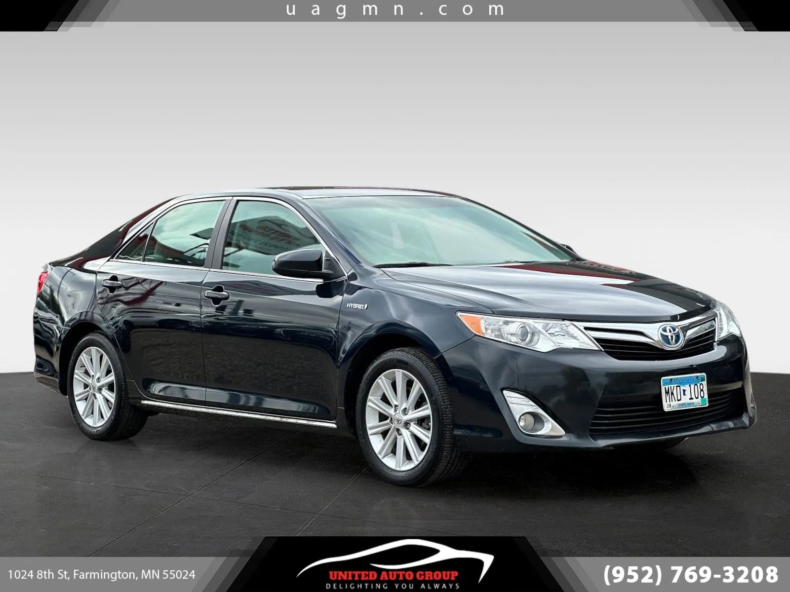 Used 2012 Toyota Camry XLE image 1