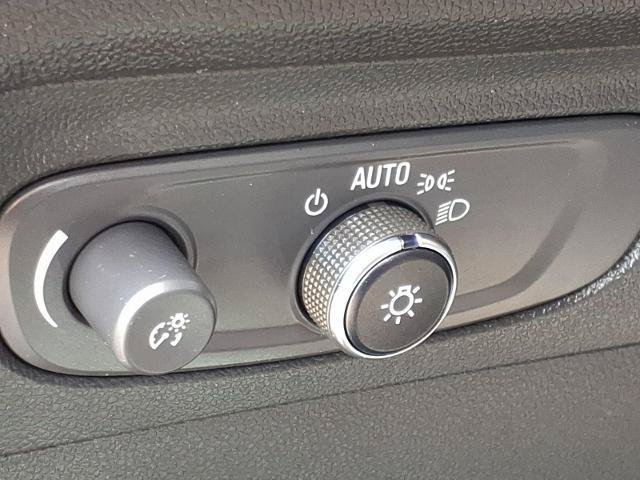 Used 2023 Buick Envision Preferred AWD/4WD image 15