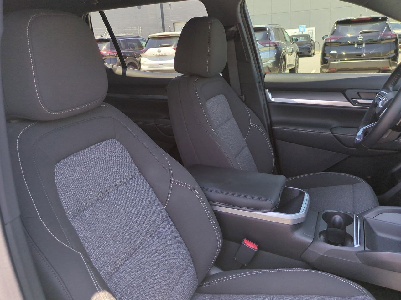 Used 2026 GMC Terrain Elevation w/ Black Edition FWD image 41