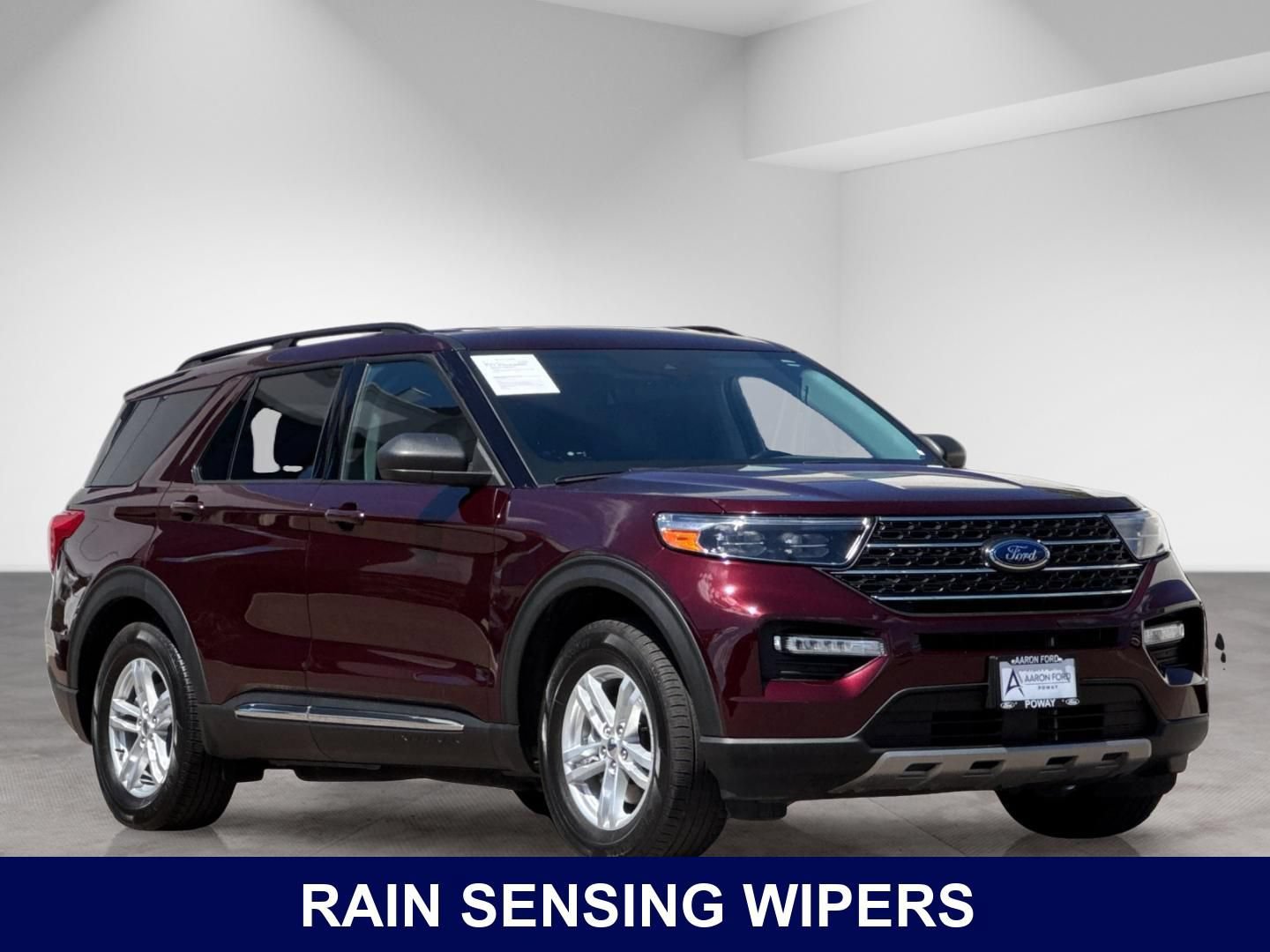 Used 2022 Ford Explorer XLT w/ Equipment Group 202A RWD image 9