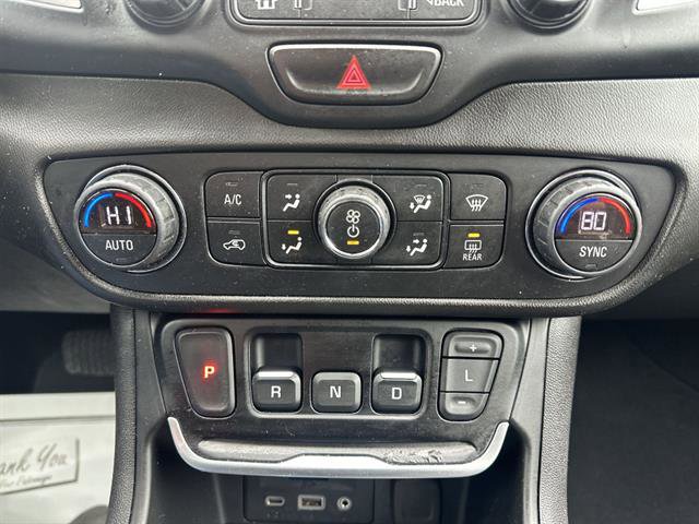 Certified 2021 GMC Terrain SLT image 38