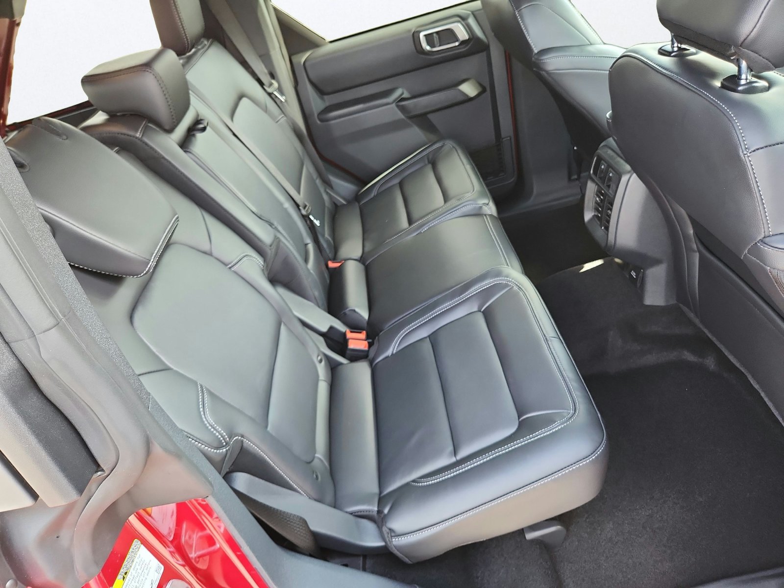 New 2026 Ford Bronco Outer Banks w/ Sasquatch Package AWD/4WD image 29