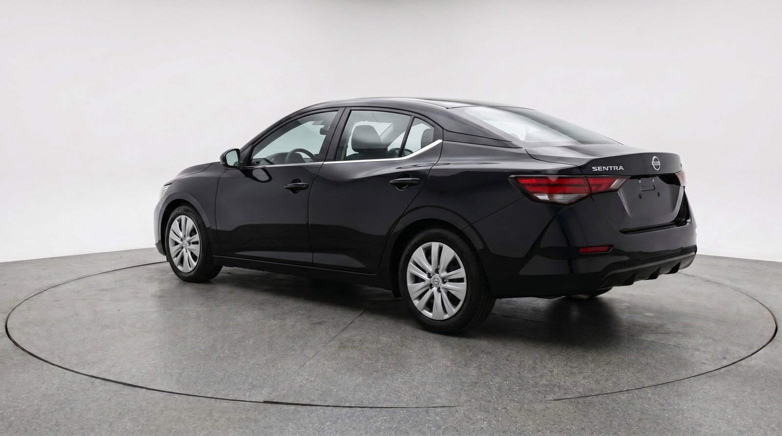 Used 2025 Nissan Sentra S FWD image 6