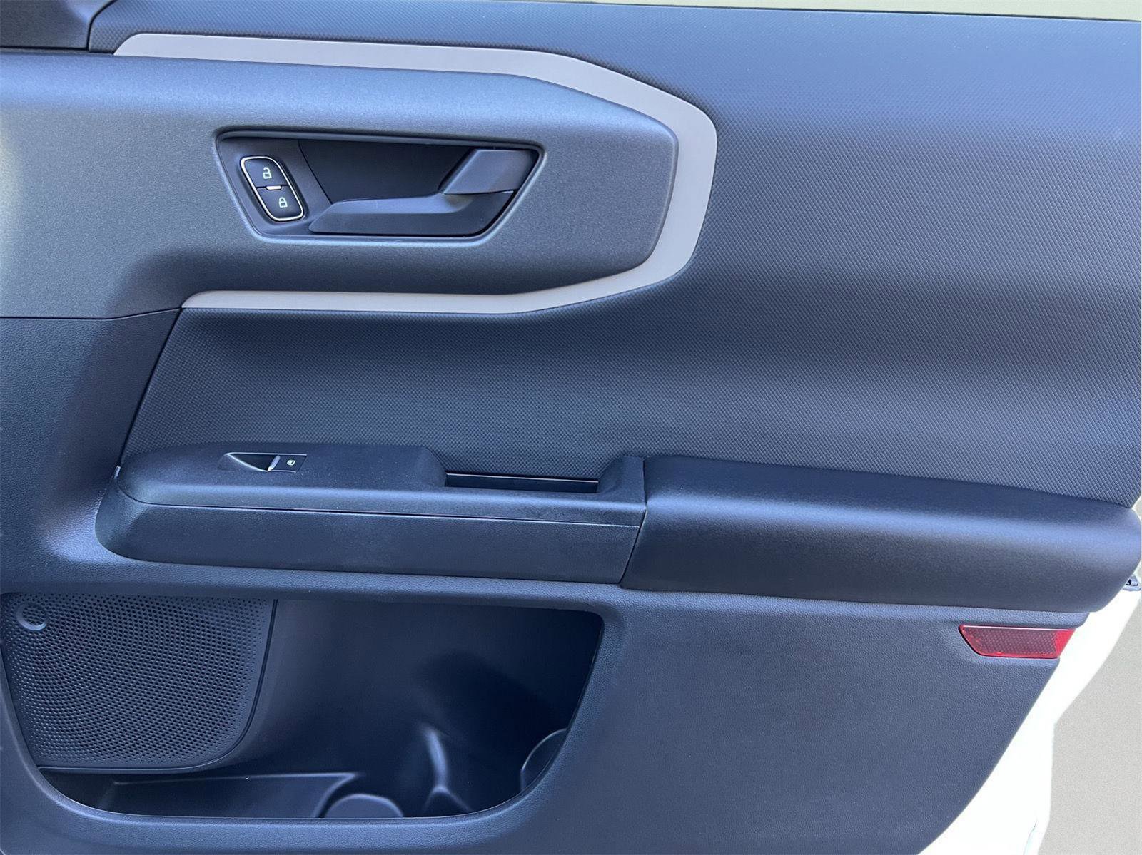 Used 2025 Ford Bronco Sport Big Bend image 16