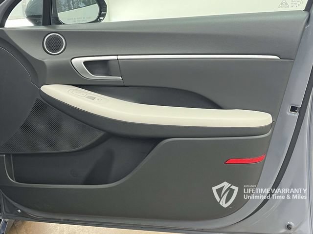 Used 2025 Hyundai Sonata SEL FWD image 28