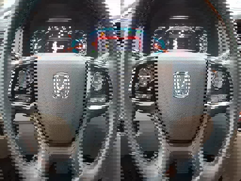 Used 2020 Honda Pilot Touring image 16