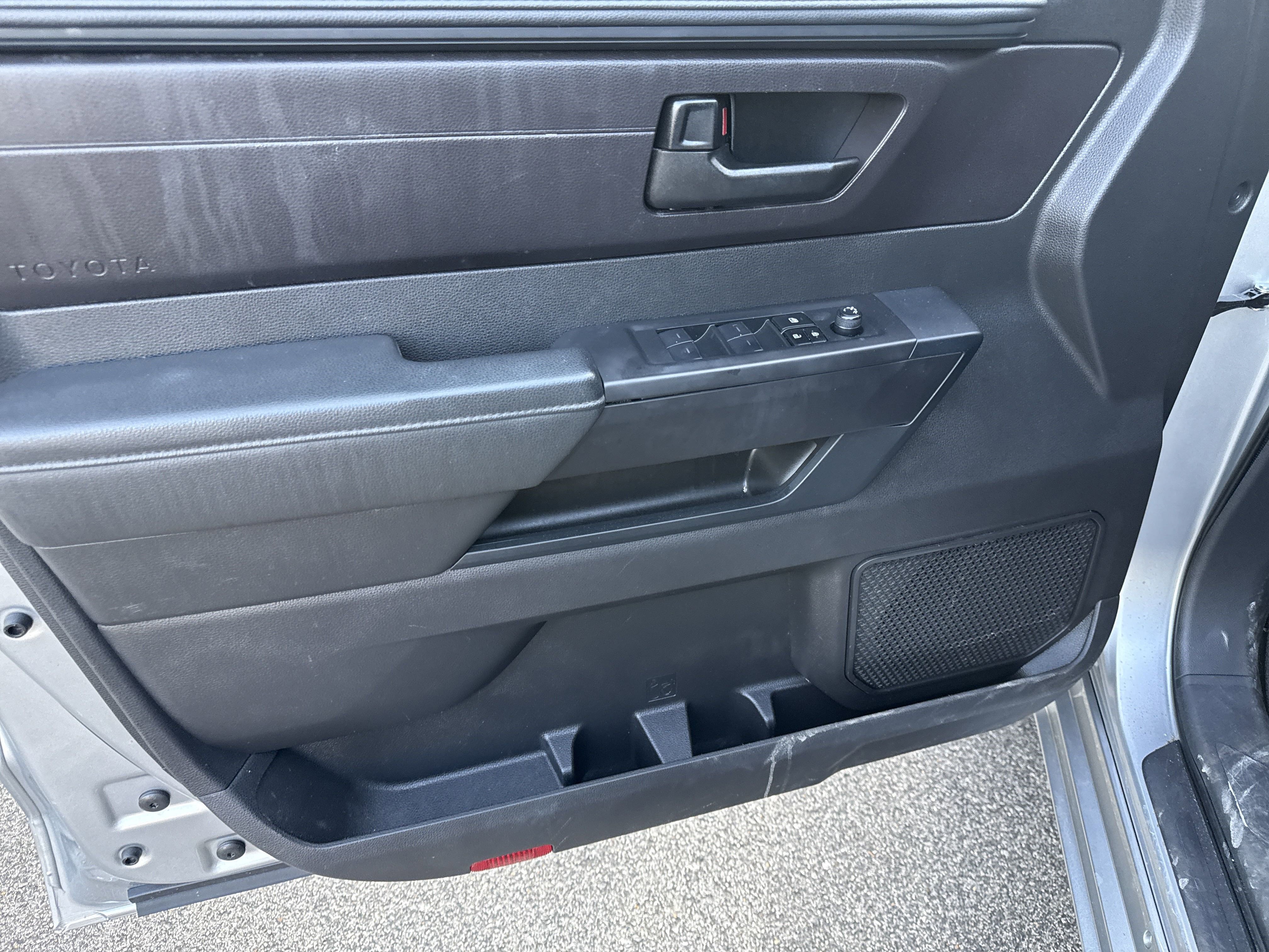 Used 2024 Toyota Tundra SR image 6