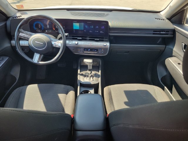 Used 2025 Hyundai Kona SEL FWD image 14