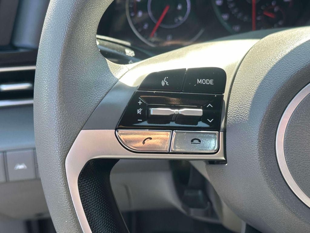 Used 2022 Hyundai Elantra SEL FWD image 18