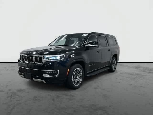 Used 2024 Jeep Wagoneer L Series II w/ Flexible Seating Group RWD image 7