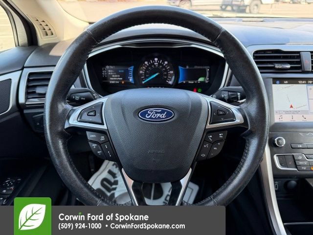 Used 2019 Ford Fusion SEL FWD image 22