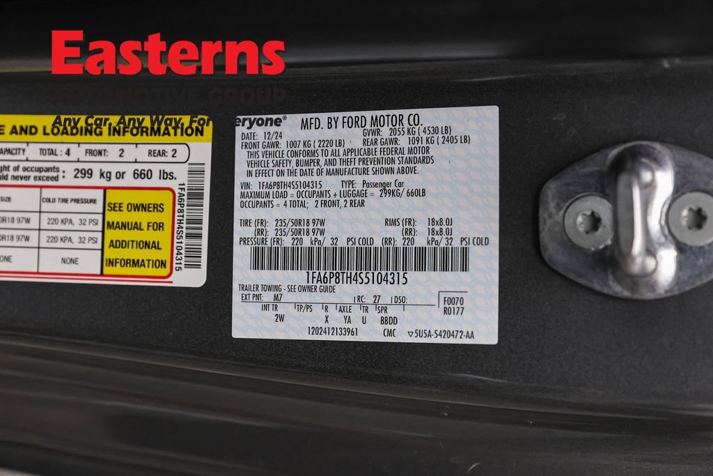 Used 2025 Ford Mustang Coupe RWD image 32