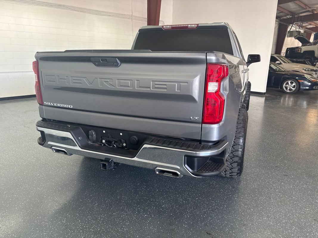 Used 2020 Chevrolet Silverado 1500 LT w/ Texas Edition image 4
