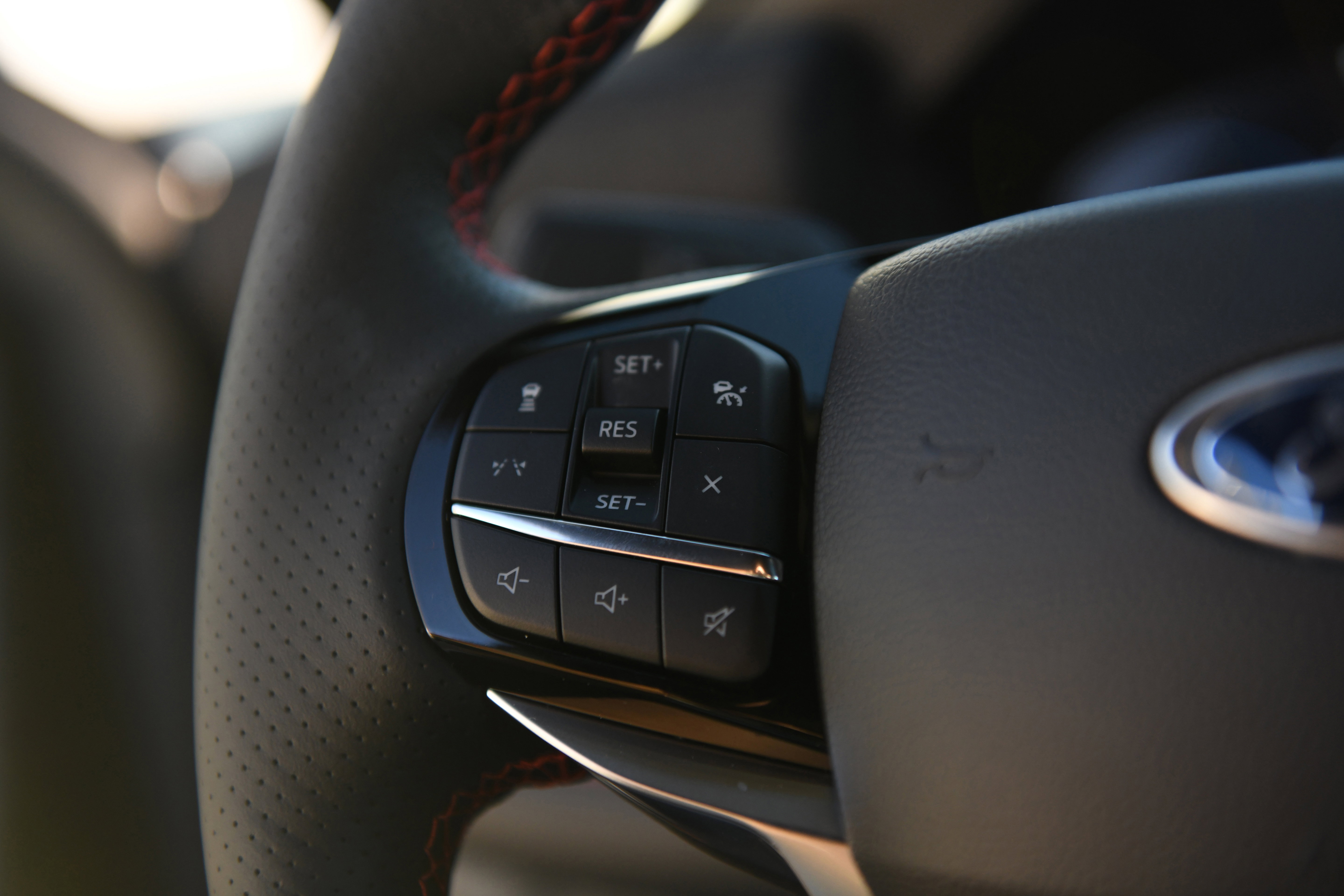 New 2026 Ford Explorer ST-Line w/ ST-Line Street Pack image 29