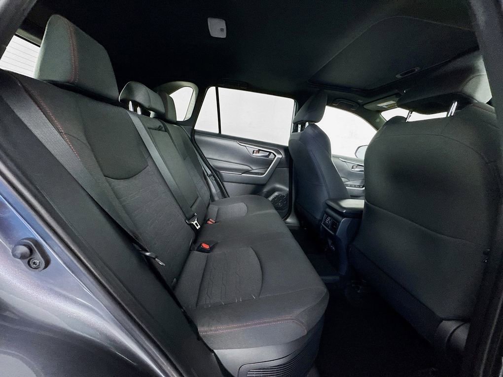 Used 2024 Toyota RAV4 SE w/ Weather & Moonroof Package image 27