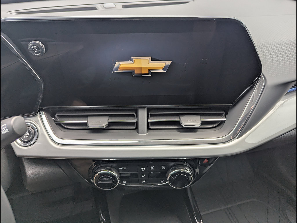 New 2026 Chevrolet Trax LT w/ LT Convenience Package FWD image 22