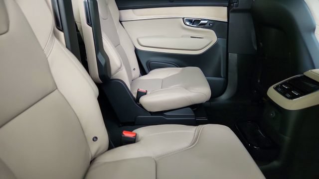 New 2026 Volvo XC90 T8 Ultra w/ Protection Package Premier AWD/4WD image 35