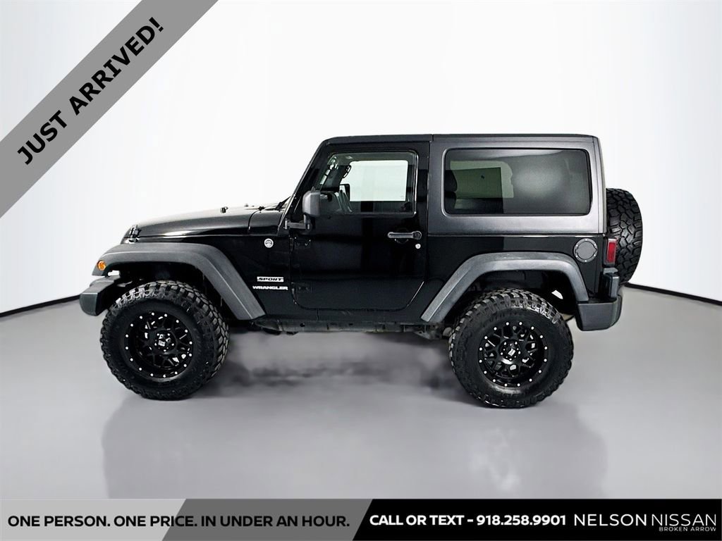 Used 2012 Jeep Wrangler Sport w/ Connectivity Group image 8