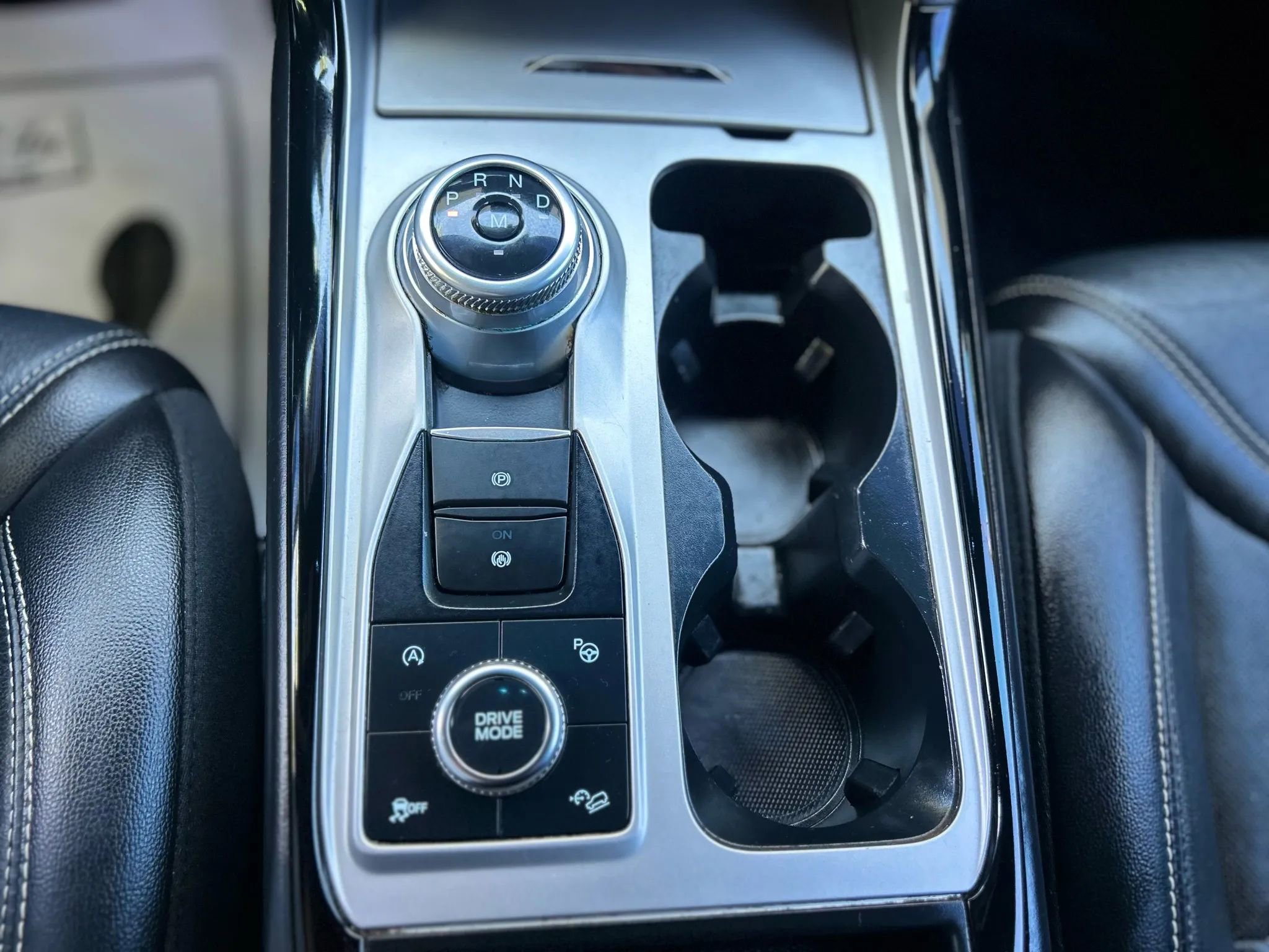 Used 2022 Ford Explorer ST w/ Equipment Group 401A image 24