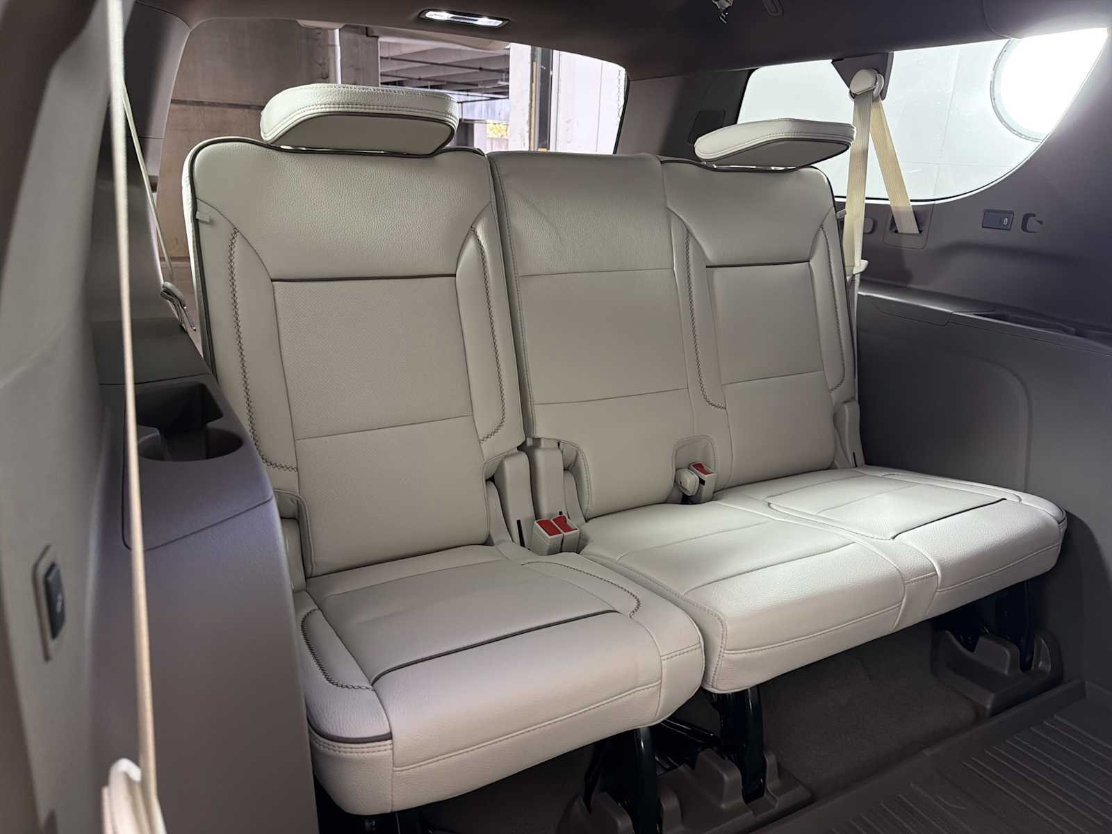 New 2026 GMC Yukon XL Denali w/ Denali Reserve Package AWD/4WD image 14