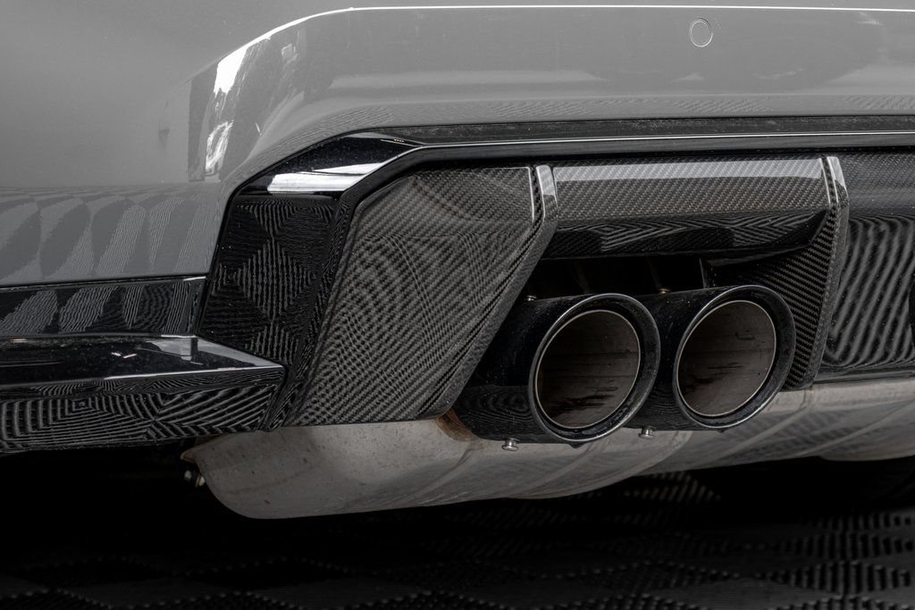 Used 2023 BMW M3 w/ M Carbon Exterior Package RWD image 19