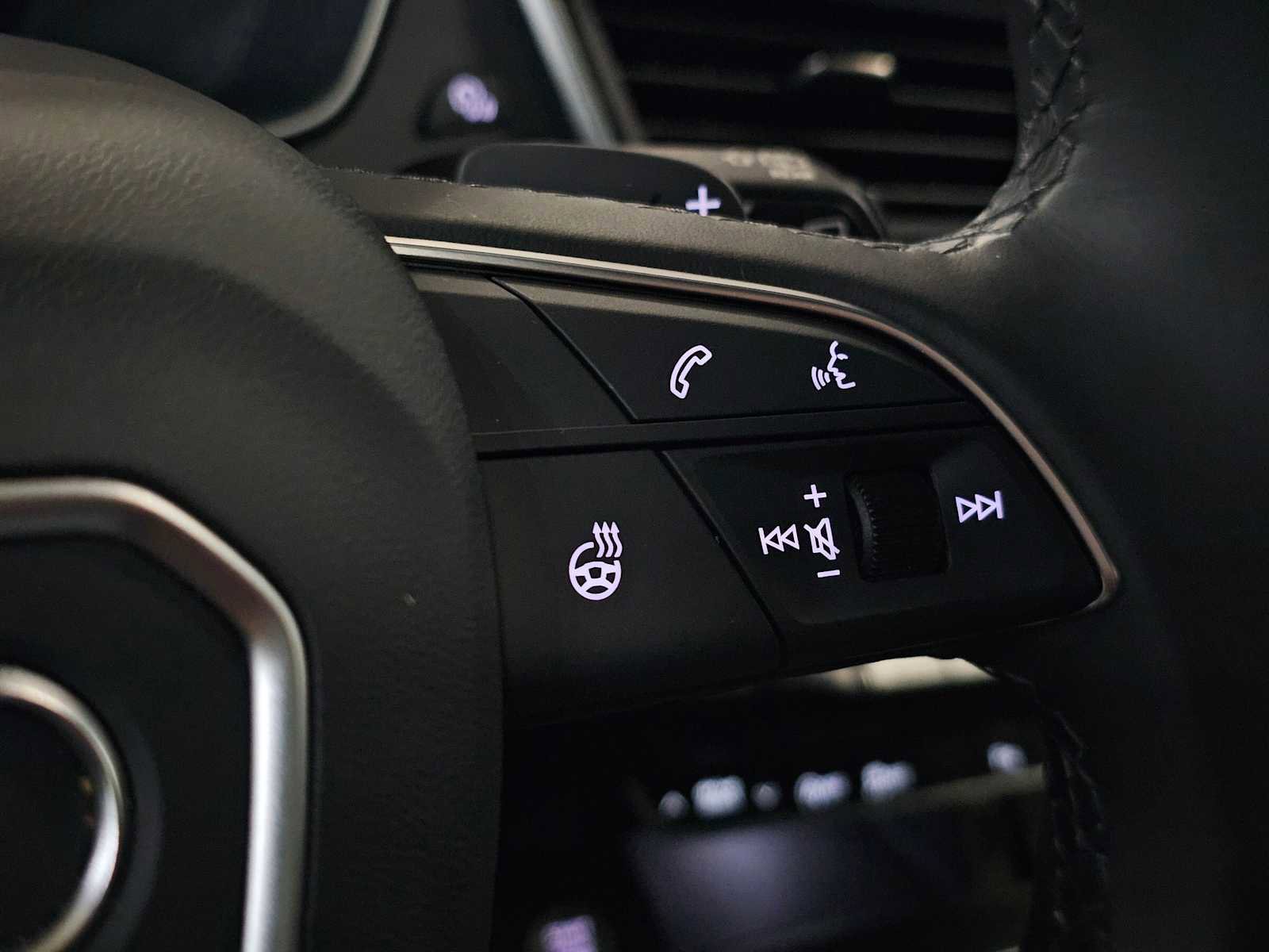 Used 2025 Audi Q5 2.0T Premium w/ Convenience Plus Package image 28