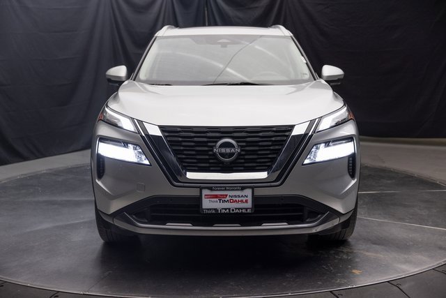 Used 2023 Nissan Rogue SL w/ SL Premium Package image 3