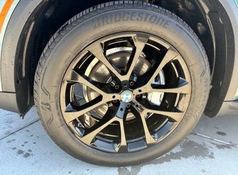 Used 2026 BMW X5 xDrive40i AWD/4WD image 23