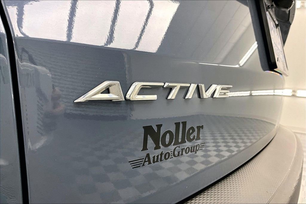 Certified 2024 Ford Escape Active w/ Tech Pack #2 image 8