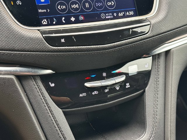 Used 2024 Cadillac XT5 Luxury FWD image 32