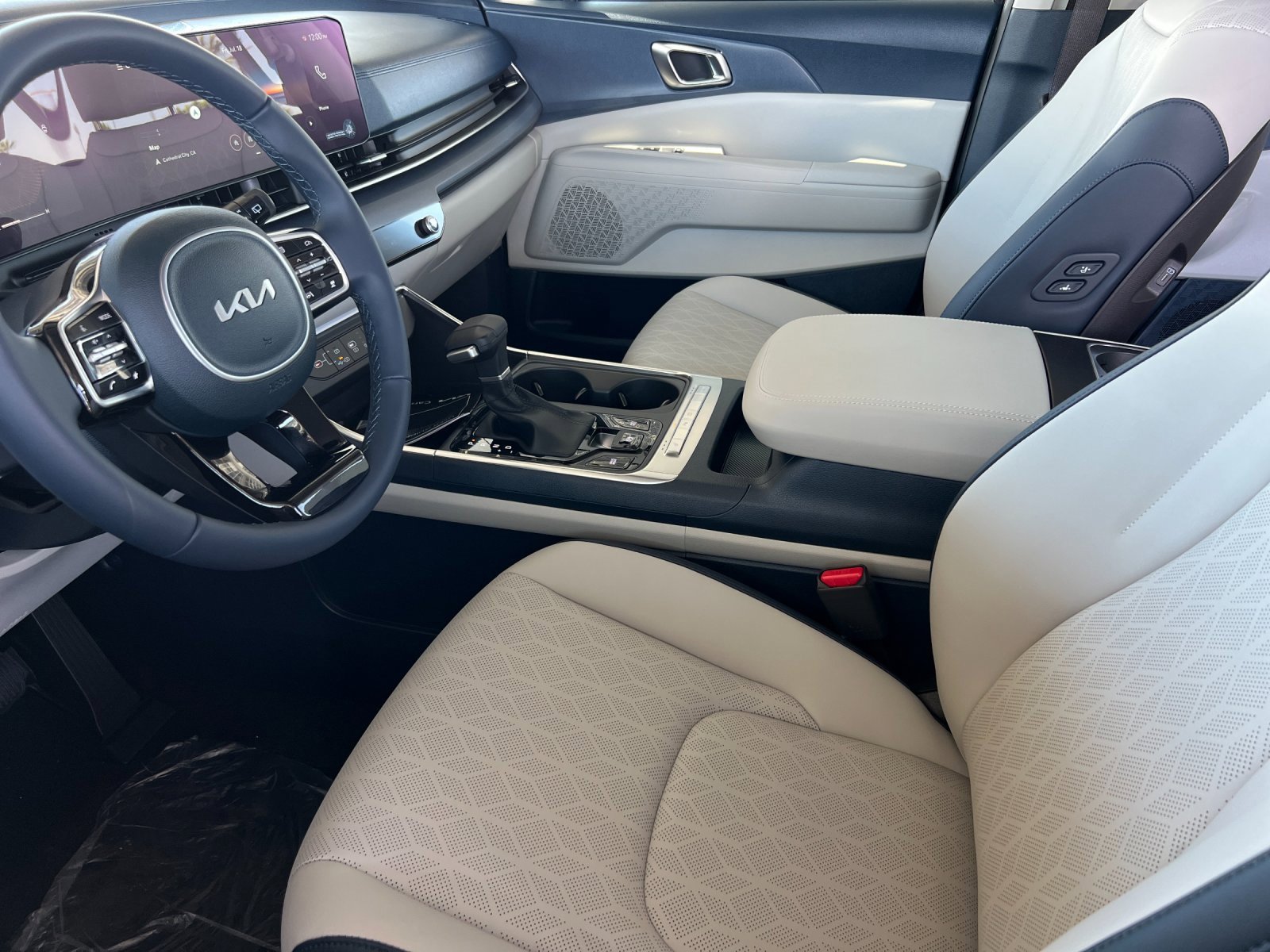 New 2026 Kia Carnival EX image 9