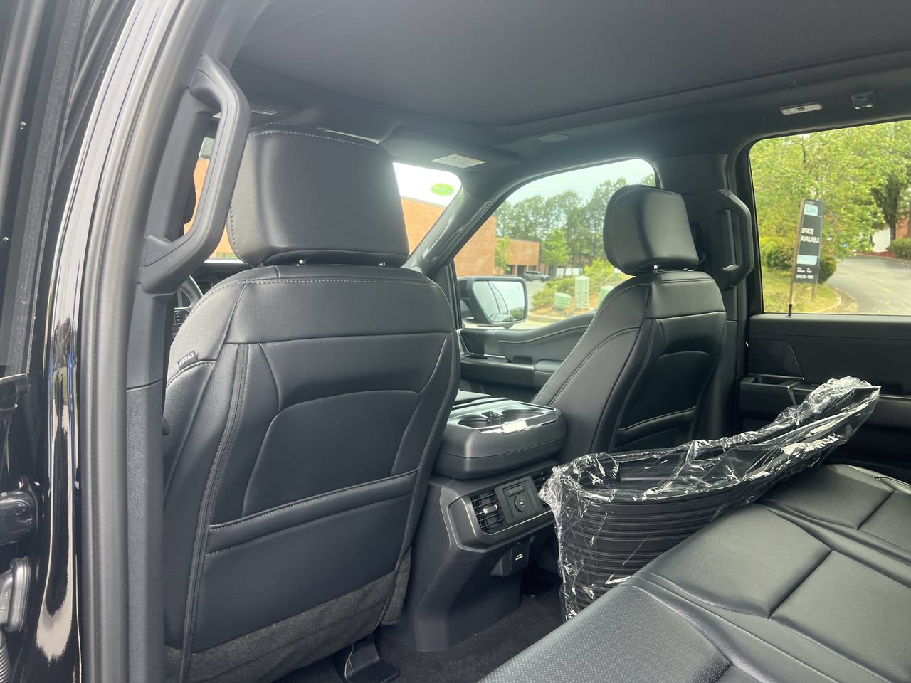 New 2026 Ford F150 Lariat w/ Equipment Group 502A High AWD/4WD image 21